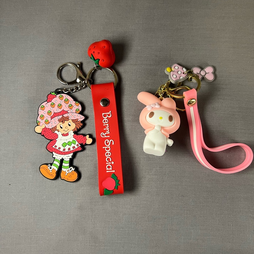 Strawberry Shortcake And Hello Kitty Key Chain with Lanyard&clip